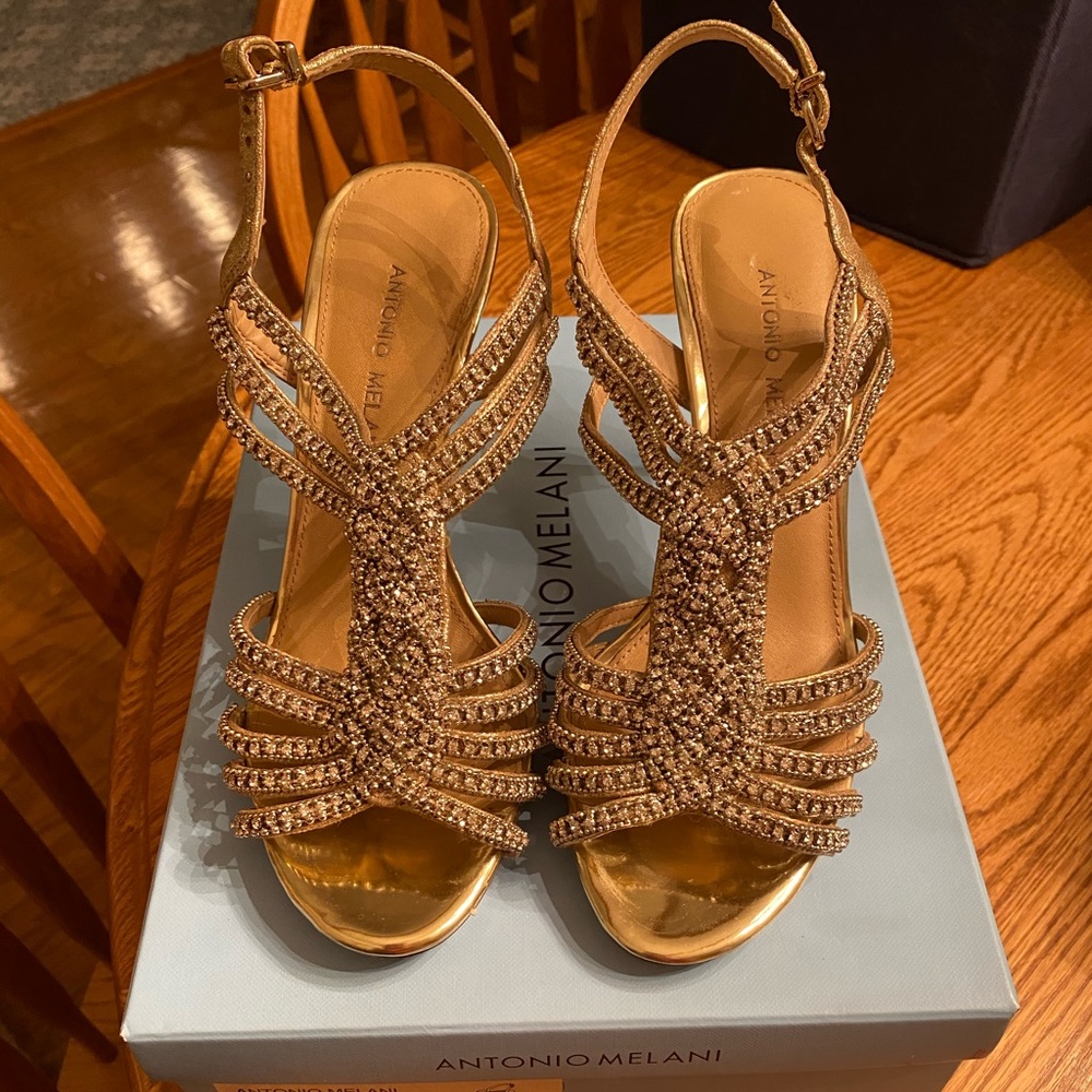 Antonio Melani Marnee Gold Heels